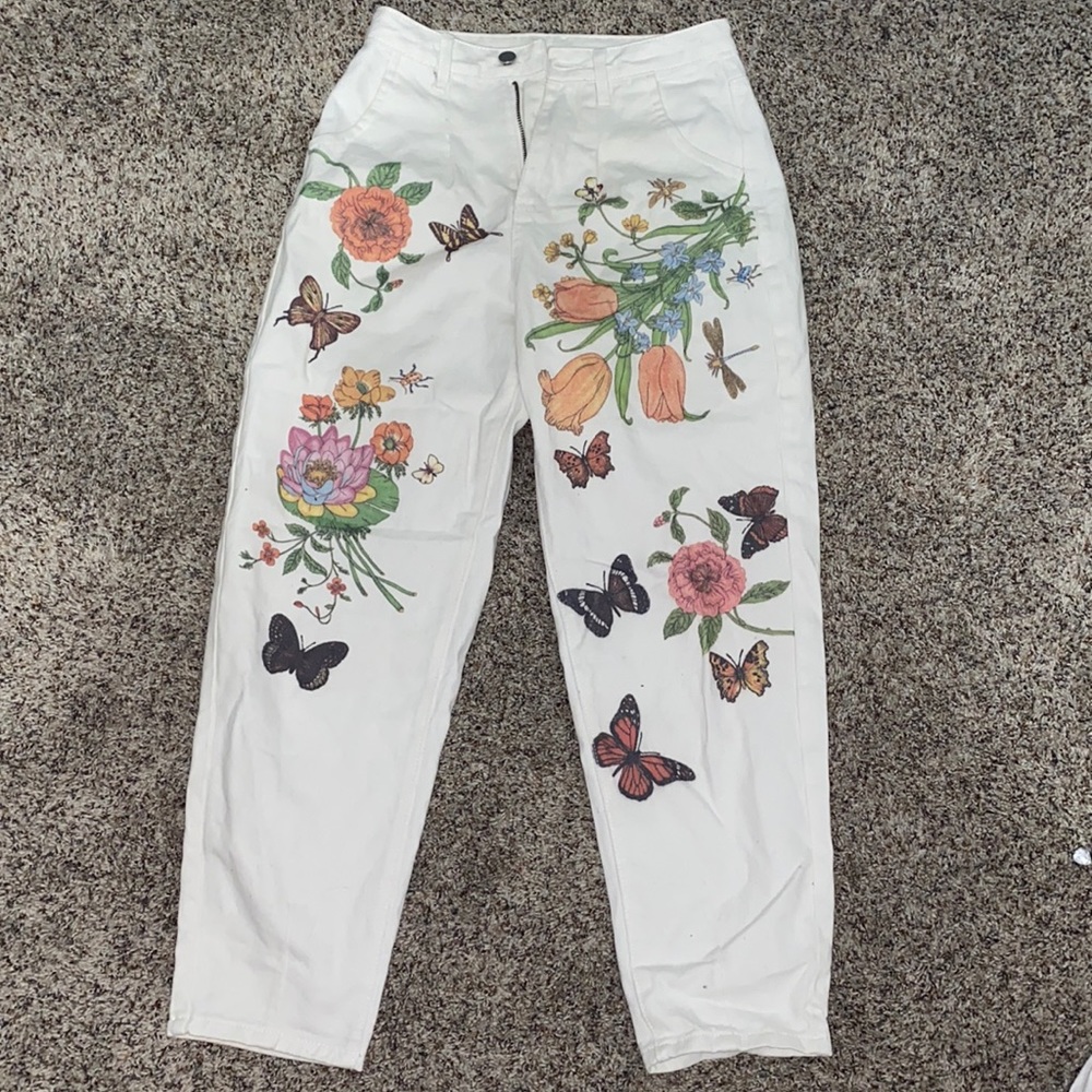 White jeans, size extra small with floral pattern